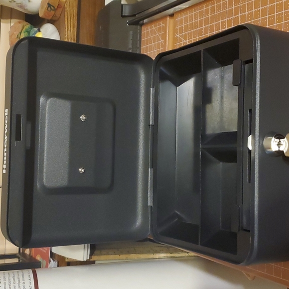 honeywell Office Honeywell Gray Metal Lockable Security Cash Box